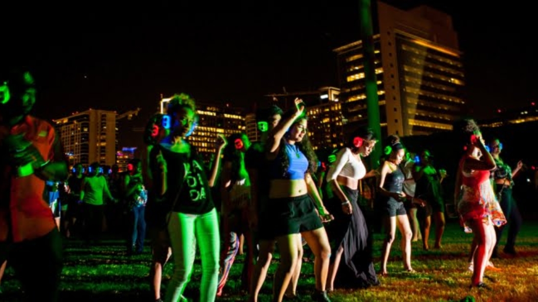 Silent disco zomerfeest